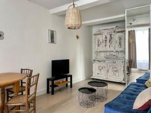 Fun x Cosy City Retreat by Melrose