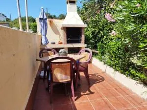 JARDIN, TERRAZA Y BARBACOA - او غروف