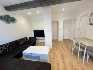 Appartements T2 renove a 15 min de Lyon : photos des chambres