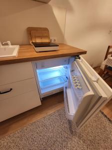 Kislakás a Béke téren - Esztergom