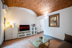 Central Station Apartment with Garden