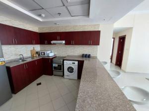 Spacious and Modern 2 Bedroom Apartment for Rent at Dubai Sports City