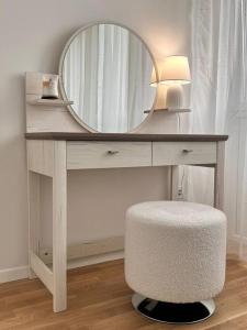 The Luxe East Side Residence 