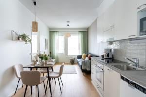 Frost Lodge Hosted by Hygge Host