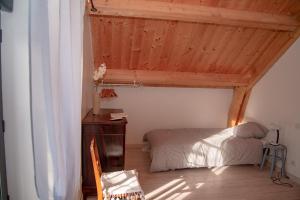 Maisons de vacances Gite Gite de Sainte-Colombe 6/ 8 personnes : photos des chambres