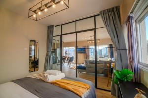 Perfect for families, Beach 3 Min away, Brand New