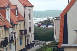 Bel appartement 50m de la plage