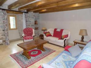 Gite de 12 personnes a molines