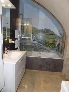 Maisons de vacances Gite de 12 personnes a molines : photos des chambres