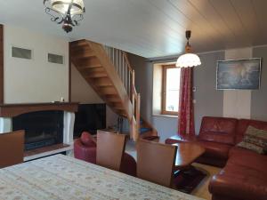 Maisons de vacances Gite de 12 personnes a molines : photos des chambres