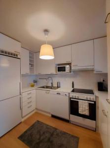 Kotimaailma Helsinki - 1BR, Tapiola
