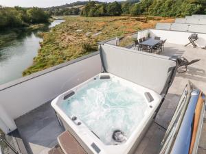 Carnon Gwel, Devoran