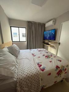 Duplex completíssimo a duas quadras da praia