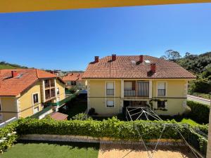 Comillas - Urbanización Lagos Azules - Netflix, Prime, Wifi & Free Indoor Parking