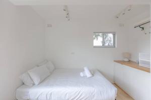 Cozy Studio walk to Park & Water