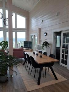 Upea huvila Taivalkoskella