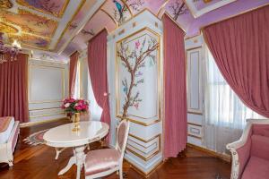 Seven Hills Palace & Spa