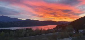 The View - Lake Resort & Spa