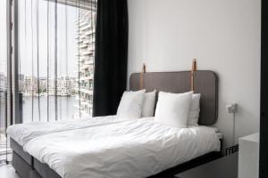 The Pier Ateliers by Daniel&Jacobs