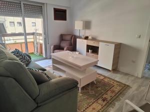 Apartamento Reformado Parking gratis Santa Justa