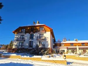 Centrum Wypoczynkowo - Konferencyjne Bogdanka w Kalnicy - Смерек