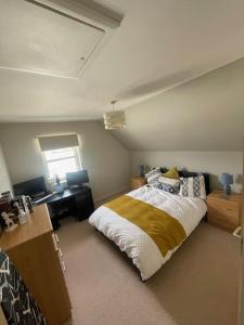 Inverurie Town Centre 97m2 Maisonette