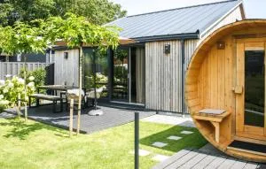 Lovely Home In Oostwoud With Wifi - Zwaagdijk-Oost