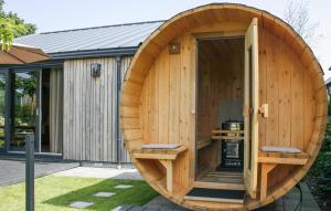 Lovely Home In Oostwoud With Wifi