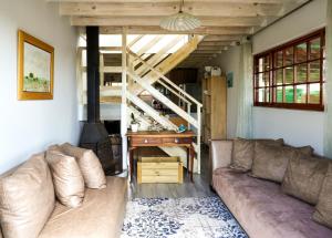 3-Bedroom Charming Coastal Retreat in Plettenberg Bay