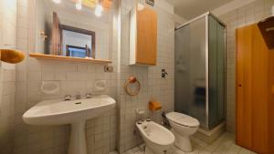 Hostdomus - Violet Apartment