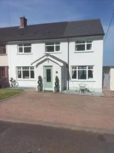 Ferns Holiday let - 康洛赫