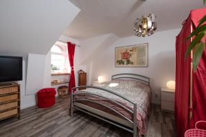 Appartements Studio dans maison proche gare : photos des chambres