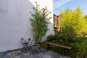 Appartements Studio dans maison proche gare : photos des chambres