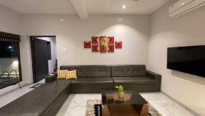 Clove Beach Residency