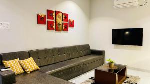 Clove Beach Residency