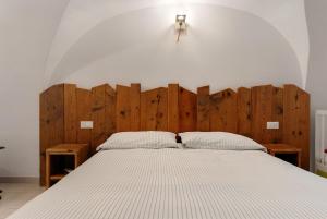 Logge dei Paroloti Agnese