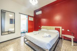 Le stanze in Fiera, Bologna by Short Holidays