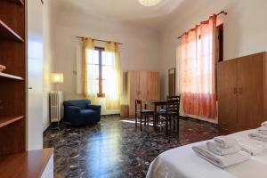 Faenza Huge Apartment