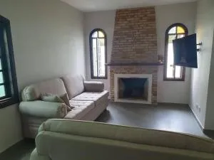 Casa Família Oliveira - Vinicola Girardi