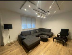 Villas Villa T5 avec Jacuzzi proche centre ville Darcy : photos des chambres