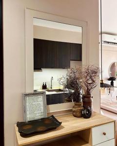 AEON TOWER STUDIO by The 8Flats