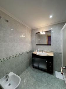 Apartamento Vigo 3Hab 6PAX WiFi PARKING Playa a 8 mins ツ by Rias Baixas Rentals