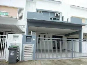 ST homestay - Sungai Sayung