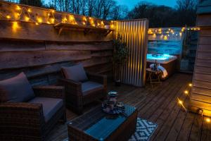 The Chapel at Pickwell Manor