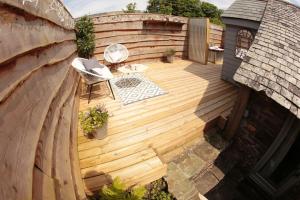 The Chapel at Pickwell Manor