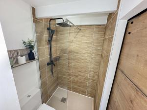 Appartements Appartement vue mer sur Port de Leucate Climatise, Parking gratuit, Linges et Serviettes inclus : photos des chambres