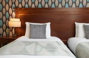 The Coleshill by Greene King Inns