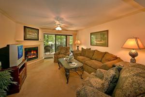 Gatehouse Condos - 106 Holiday home