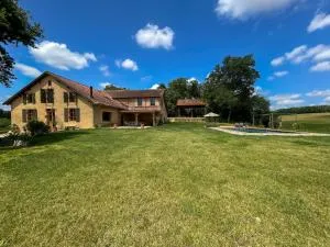 Maison Puchouaou gite 12 personnes - 米朗德