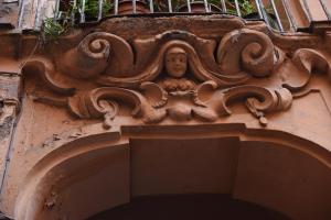 Costigliola Baroque Palace Flat next MANN Museum